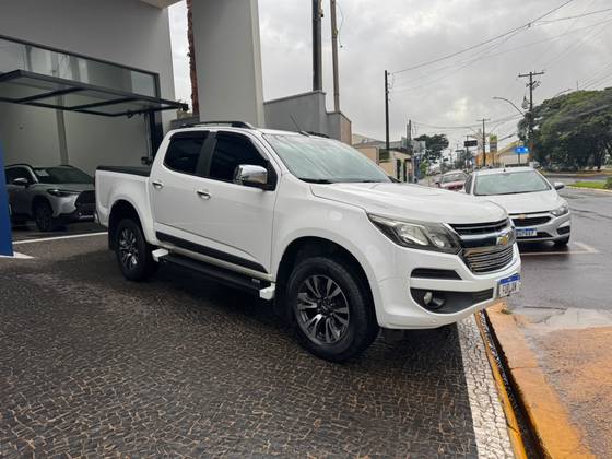 CHEVROLET S10 2.5 LTZ 4X4 CD 16V FLEX 4P MANUAL CHEVROLET S10 2.5 LTZ 4X4 CD 16V FLEX 4P MANUAL